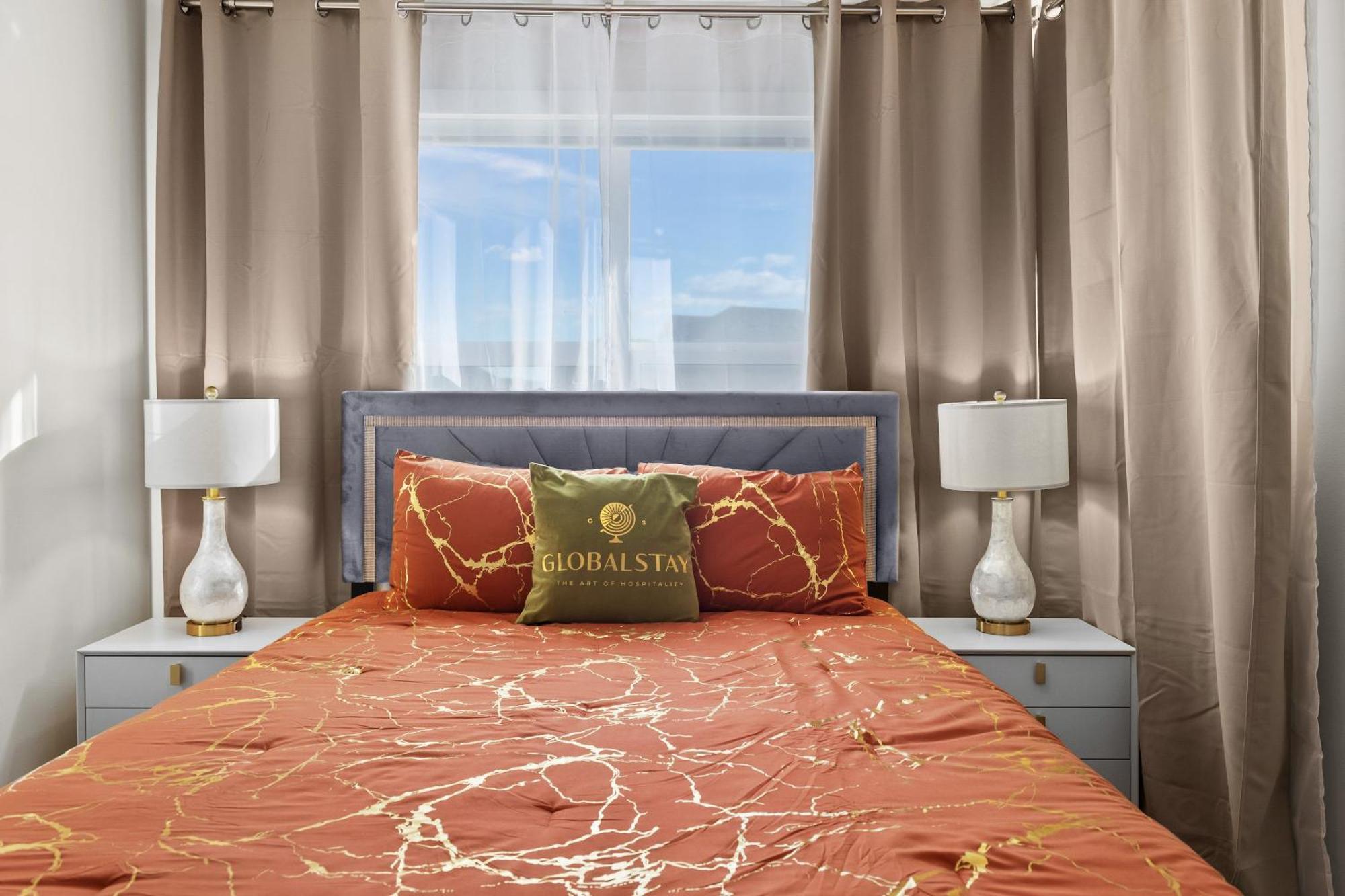 Globalstay New Apartments In Cranbrook Free Street Parking Калгари Экстерьер фото