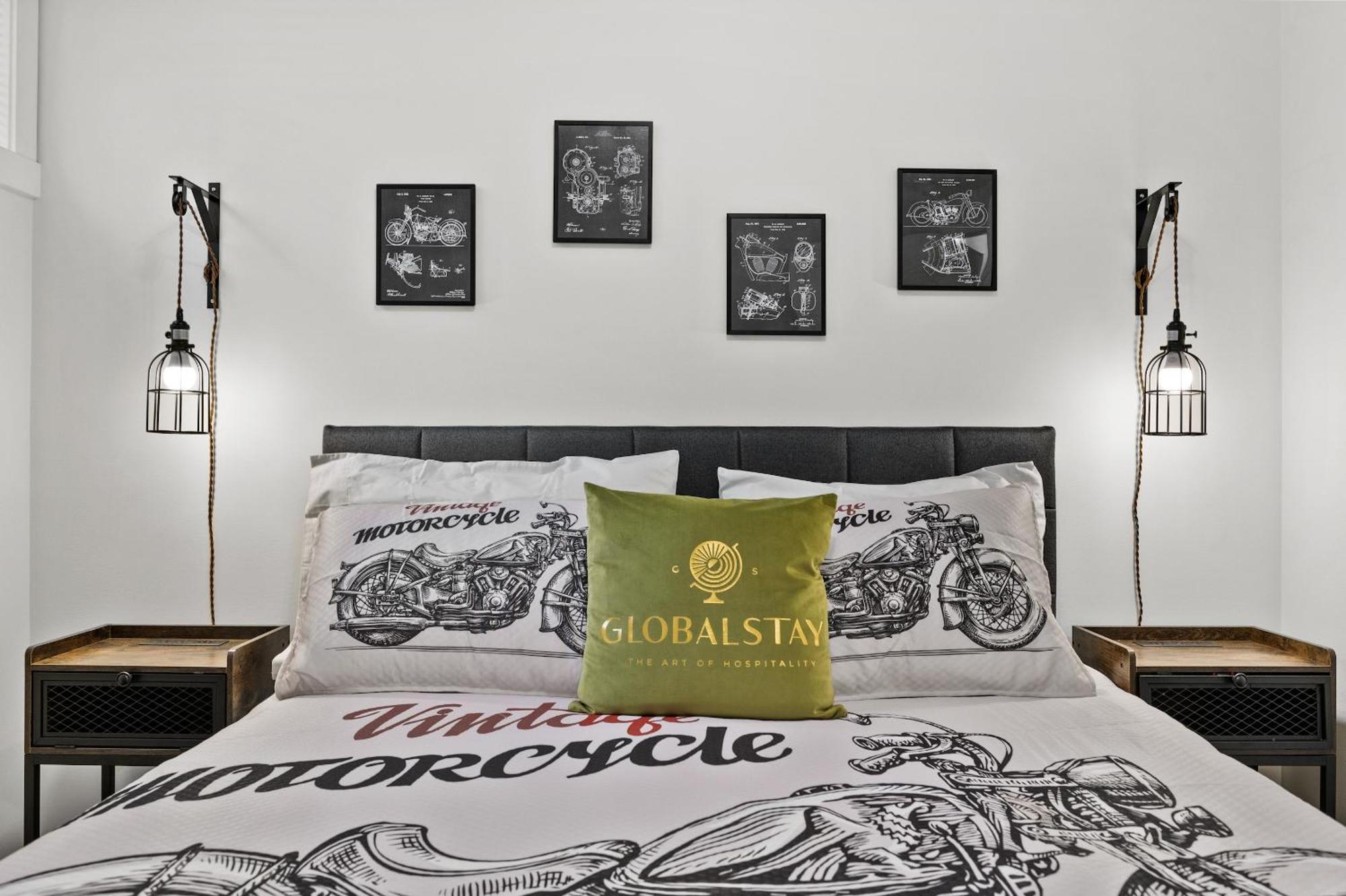 Globalstay New Apartments In Cranbrook Free Street Parking Калгари Экстерьер фото